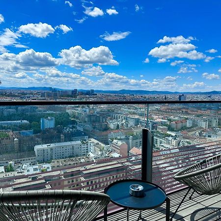 Luxury Penthouse I Rooftop Pool I Self Check-In Wiedeń Zewnętrze zdjęcie