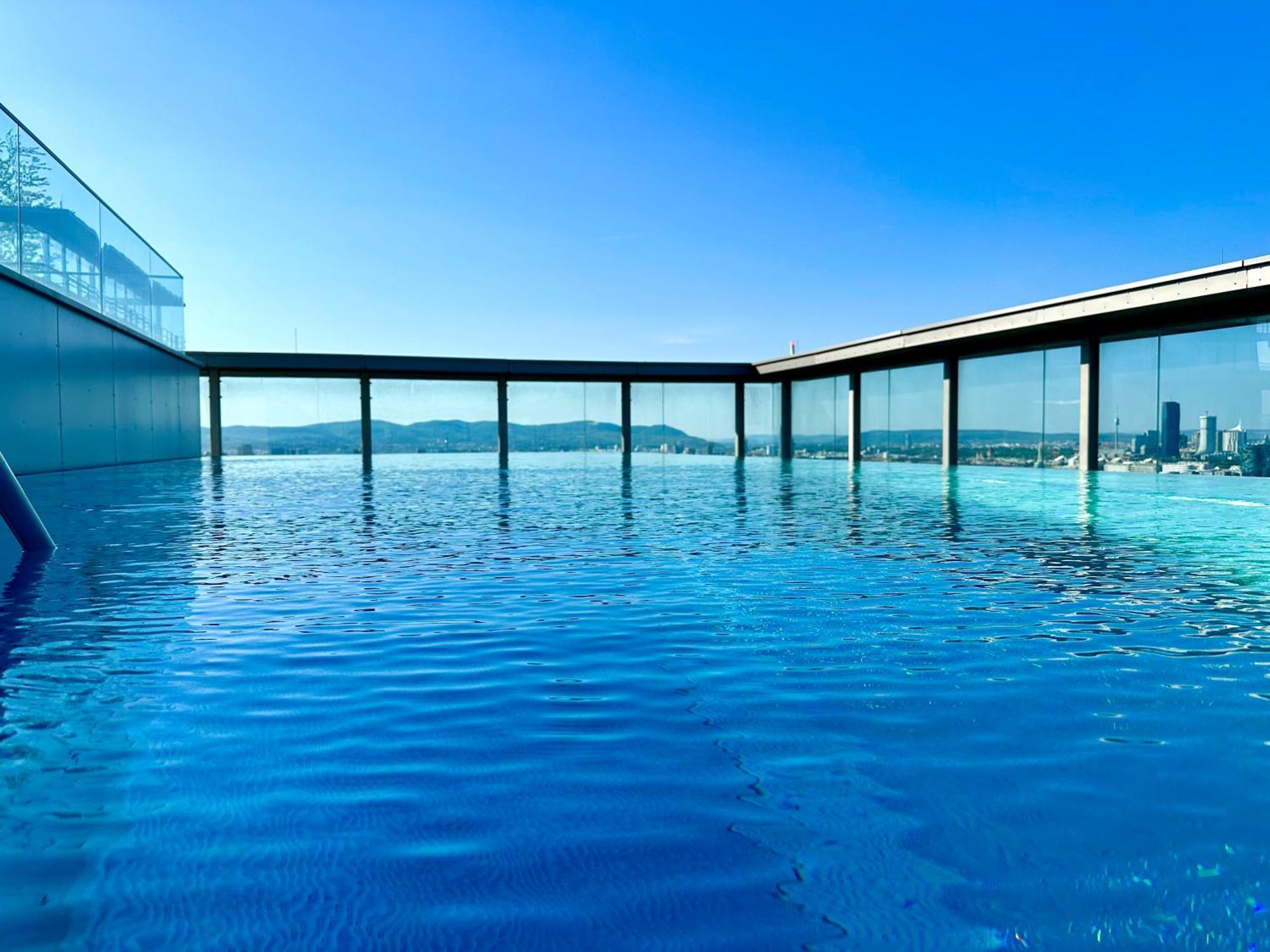 Luxury Penthouse I Rooftop Pool I Self Check-In Wiedeń Zewnętrze zdjęcie