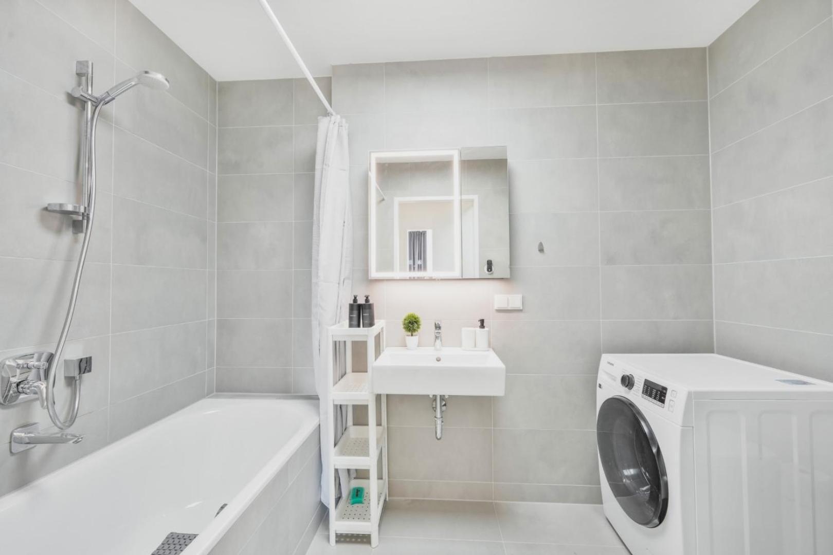 Luxury Penthouse I Rooftop Pool I Self Check-In Wiedeń Zewnętrze zdjęcie